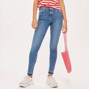TOPSHOP MOTO Jamie Jeans Size 26 Frayed Edges